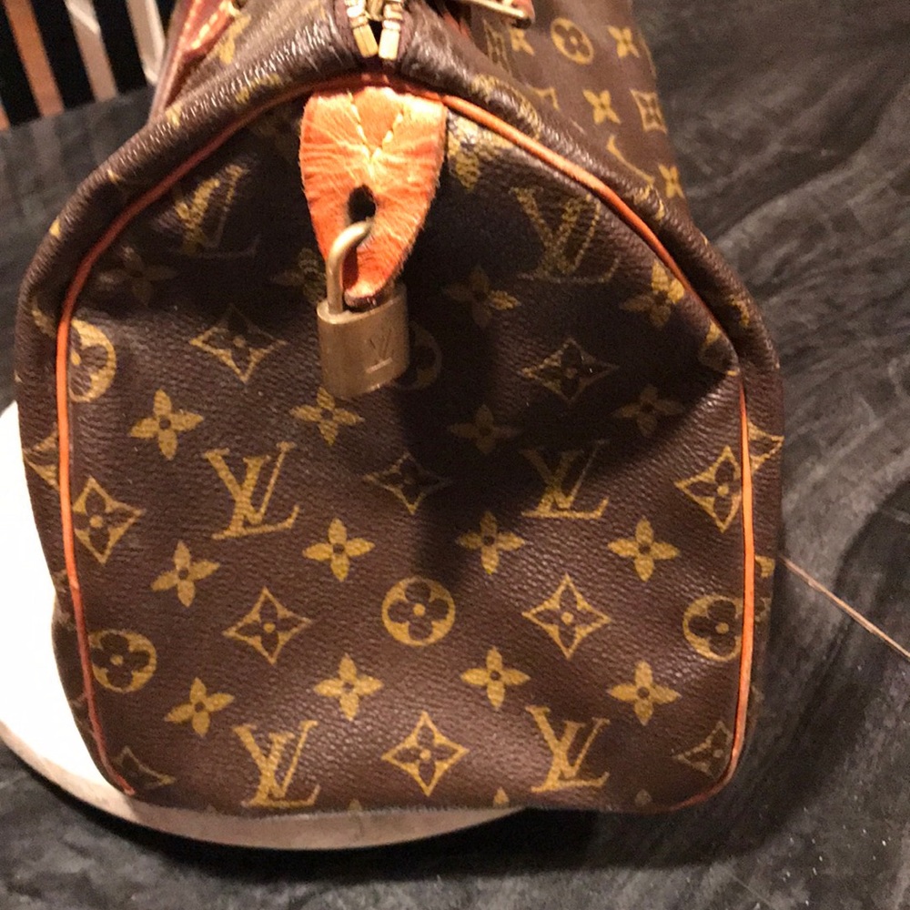 🎉HOST PICK 🎉Authentic LV Monogram Speedy 30 - Picture 1 of 8